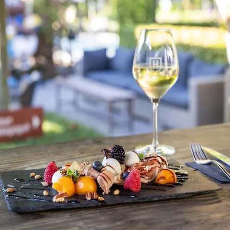 בית נופש Brabant With Sauna