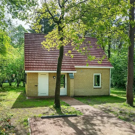 Brabant With Sauna בית נופש *