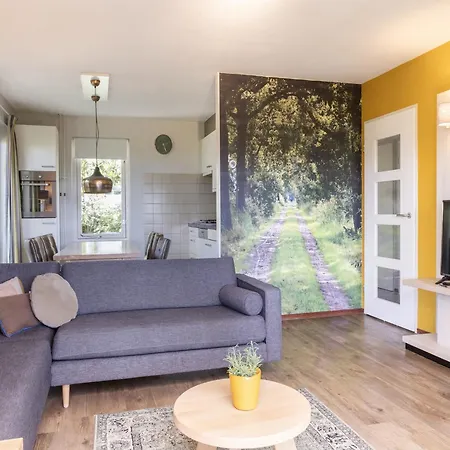 Brabant With Sauna בית נופש