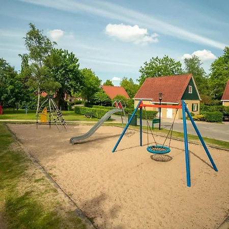 Brabant With Sauna בית נופש